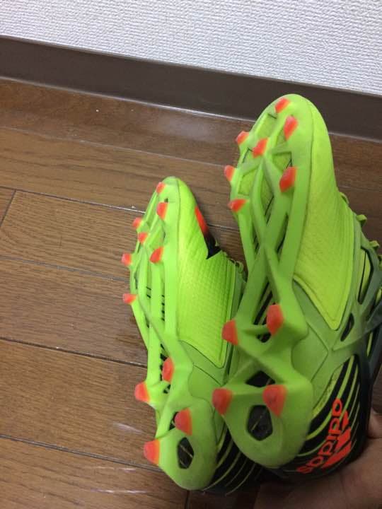アデイダス サッカースパイク メッシMessi FG 26cm