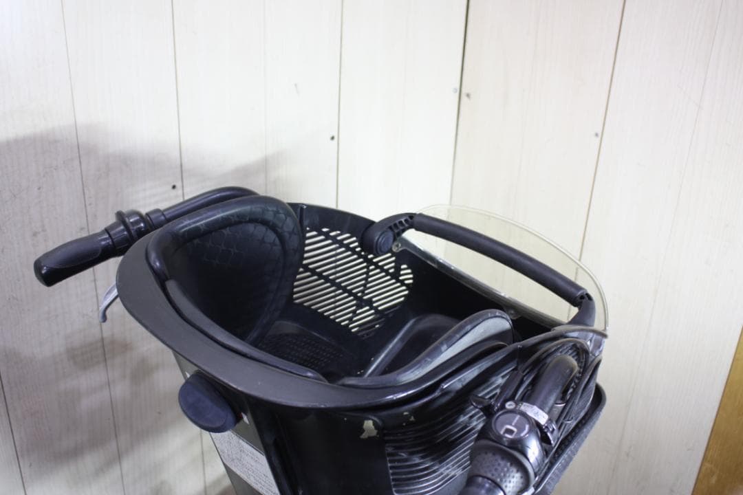 ブリヂストンアンジェリーノプティットAG20-3 20インチ AUTO LED