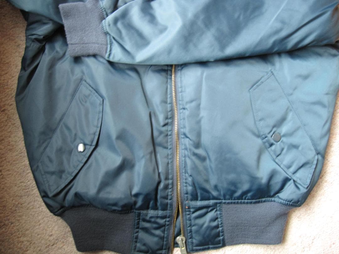 MEGABASS　メガバス　MA-1ジャンパー　中古品