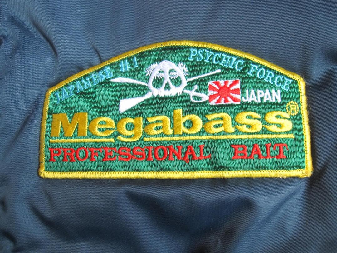 MEGABASS　メガバス　MA-1ジャンパー　中古品