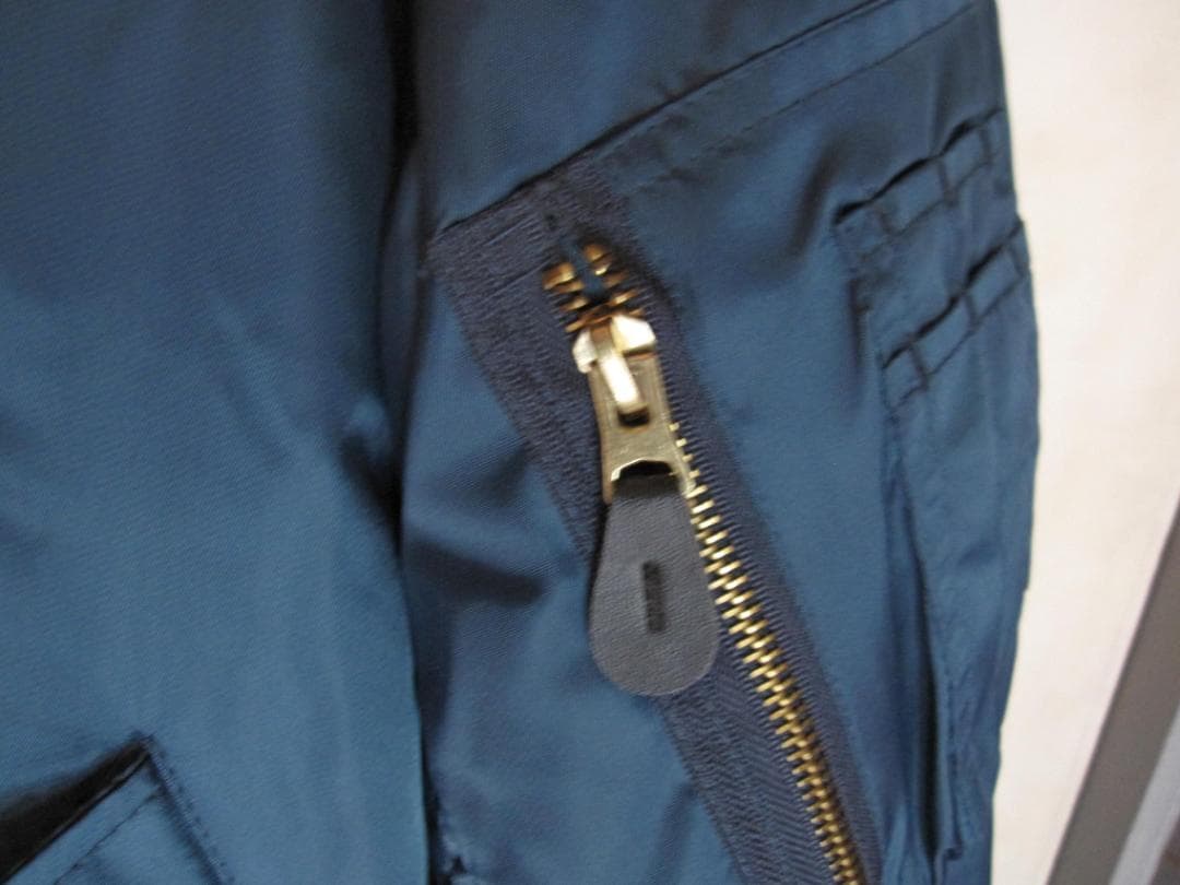 MEGABASS　メガバス　MA-1ジャンパー　中古品