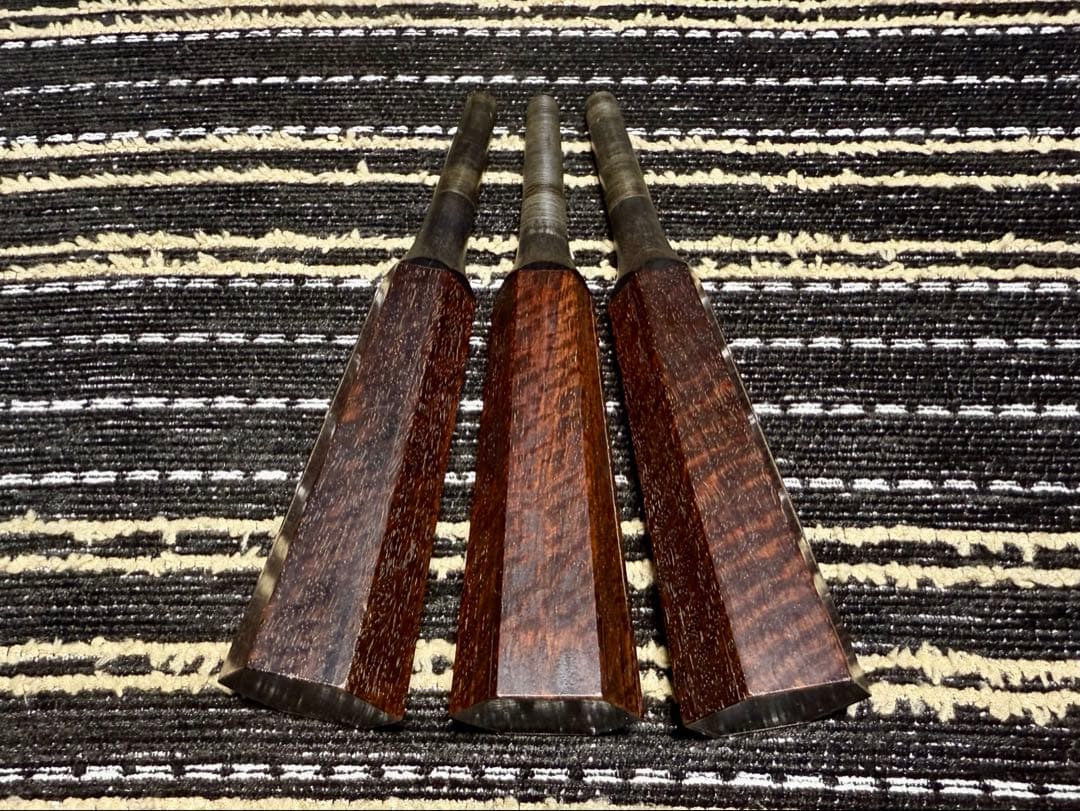 【希少】津軽三味線 糸巻き 紅木 虎杢 トチ巻 八分五厘 太棹 糸巻 良品