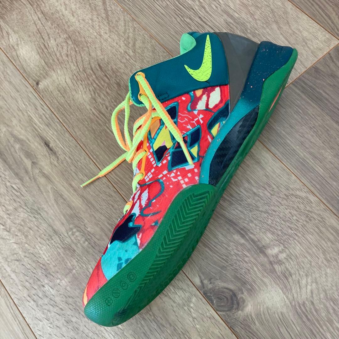 NIKE ナイキ カラフル アートグラフィック バスケットボールシューズ