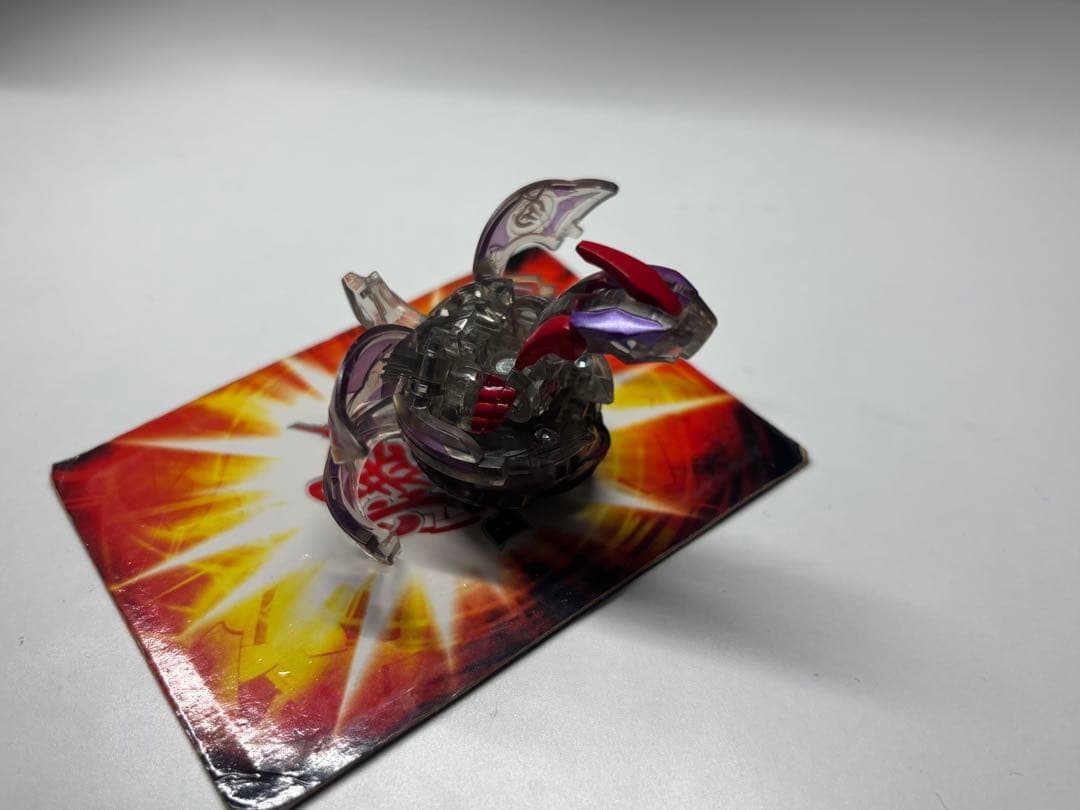 BAKUGAN　爆丸　ダークオン・ クロスドラゴノイド (クリアブラック)