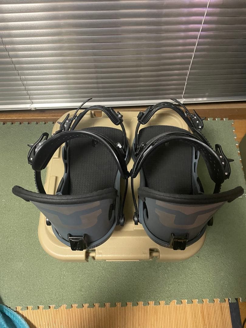UNION スノーボード ビンディング フォース　Mサイズ　グレー