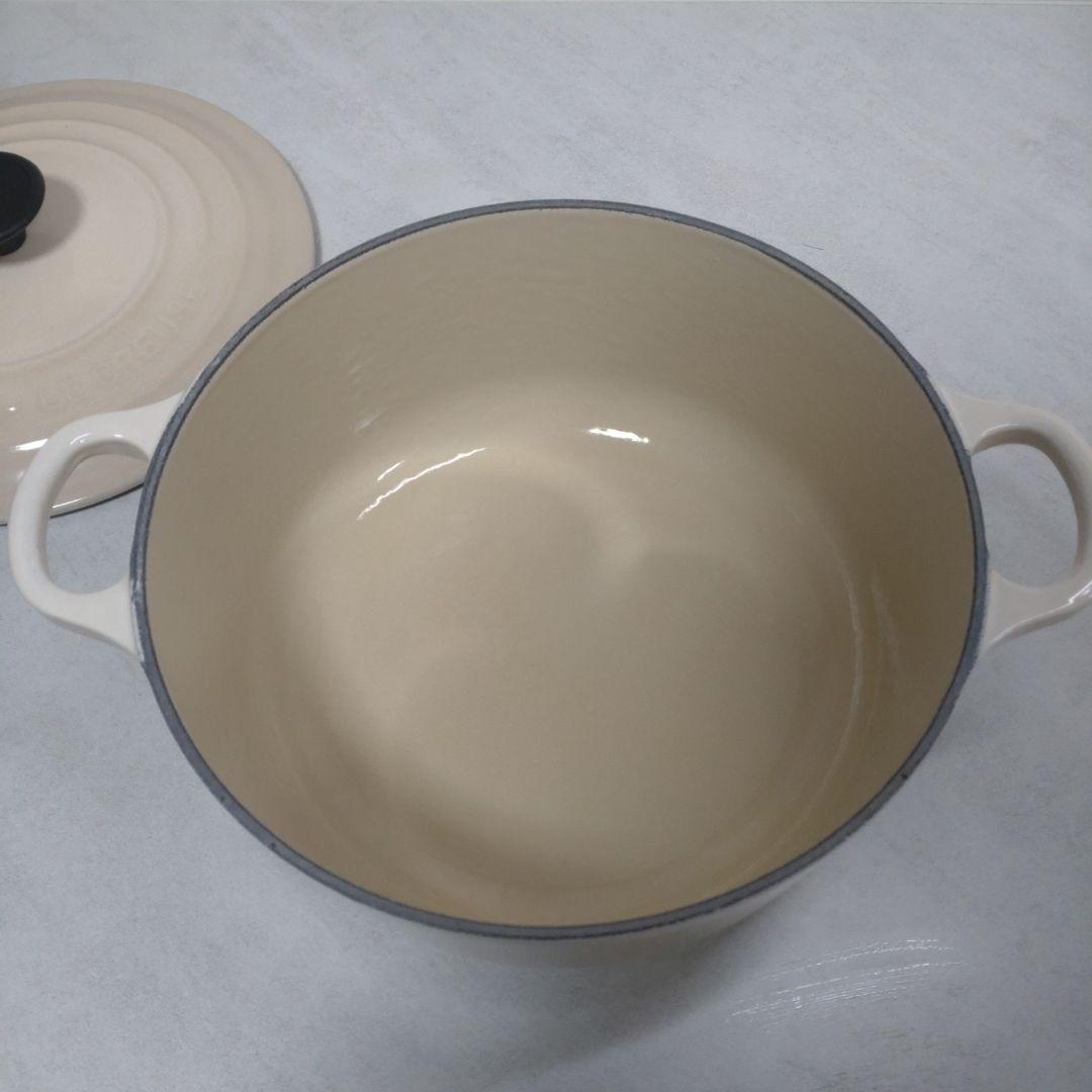 LE CREUSET 両手鍋 クリーム色 20cm