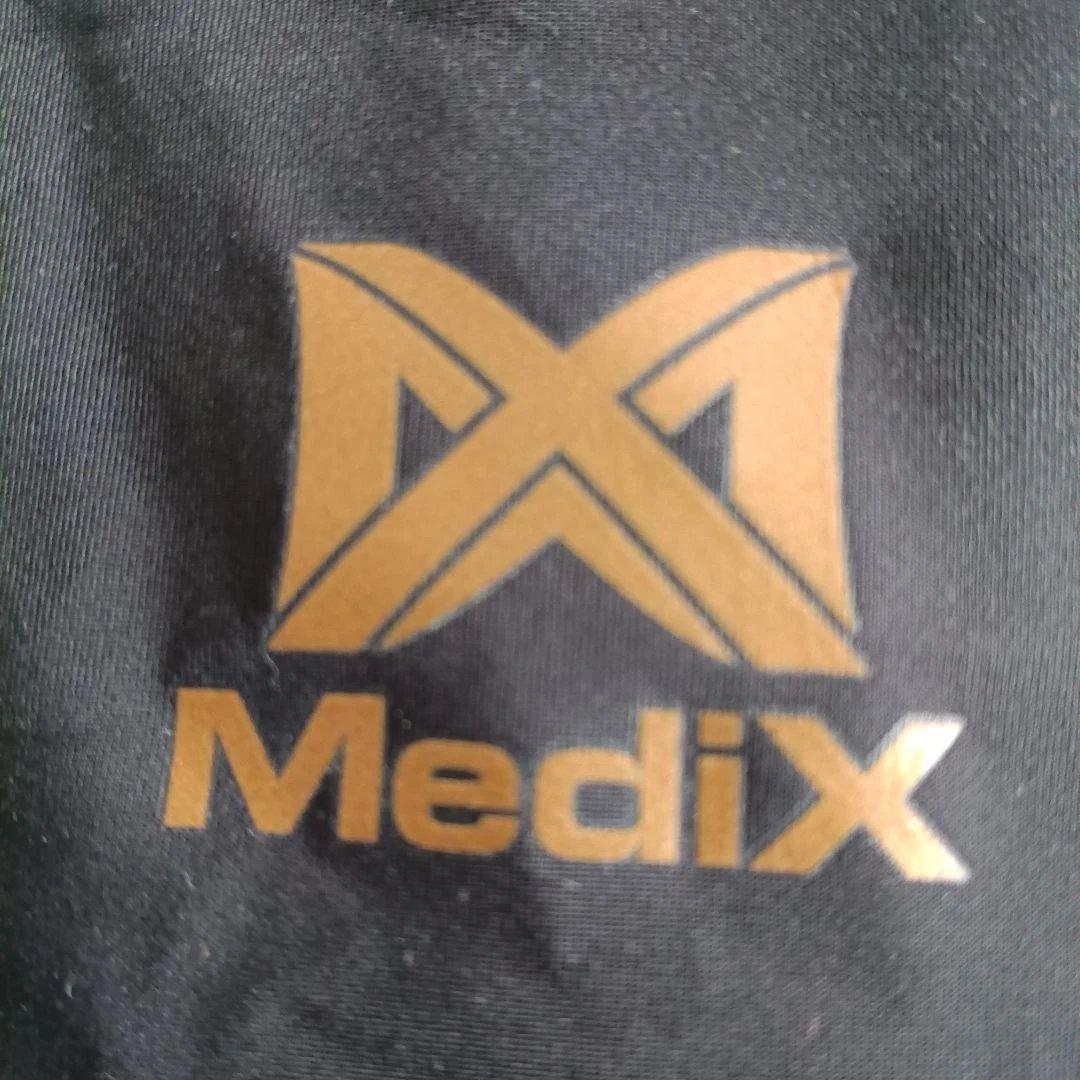 MediX medix　タンクトップ　LL