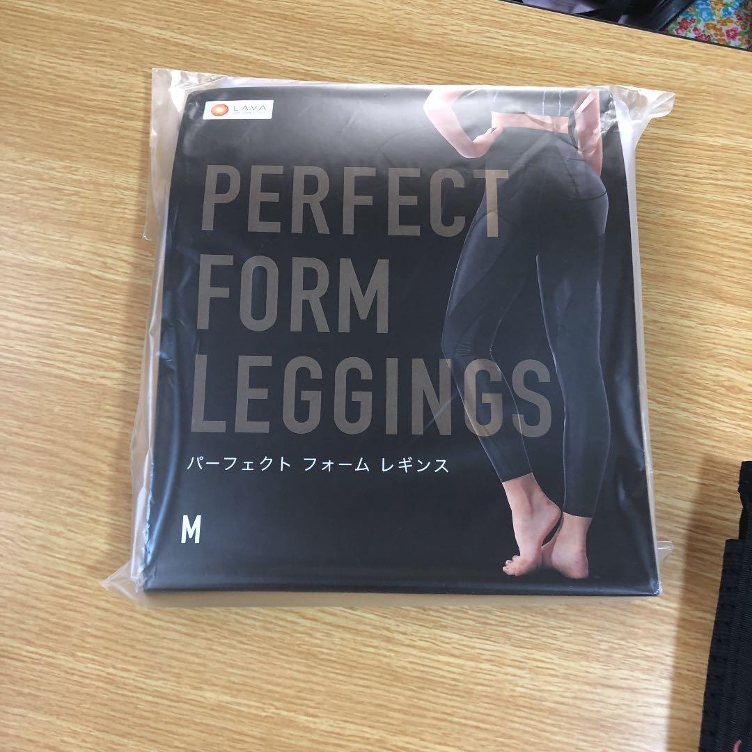 新品加圧パーフェクトレギンス＆おまけ