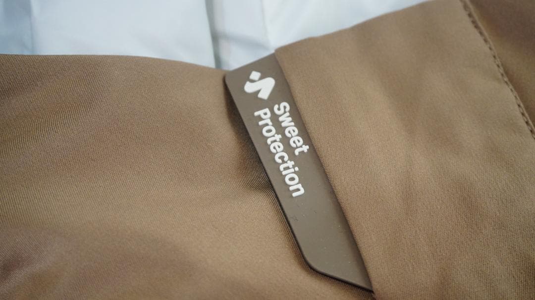 スウィートプロテクション　スノージャケット　S　Crusader Anorak