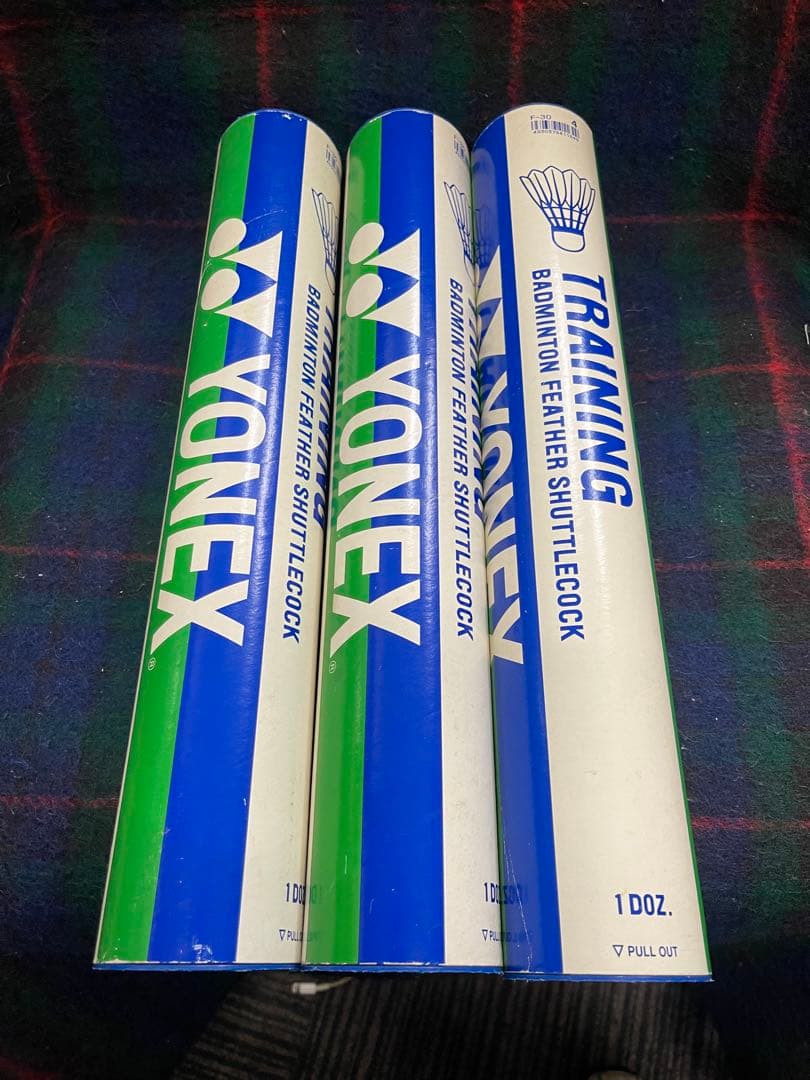 YONEX バドミントン　レトロシャトル　ヨネックス　旧ロゴ　筒付き　ゴーセン