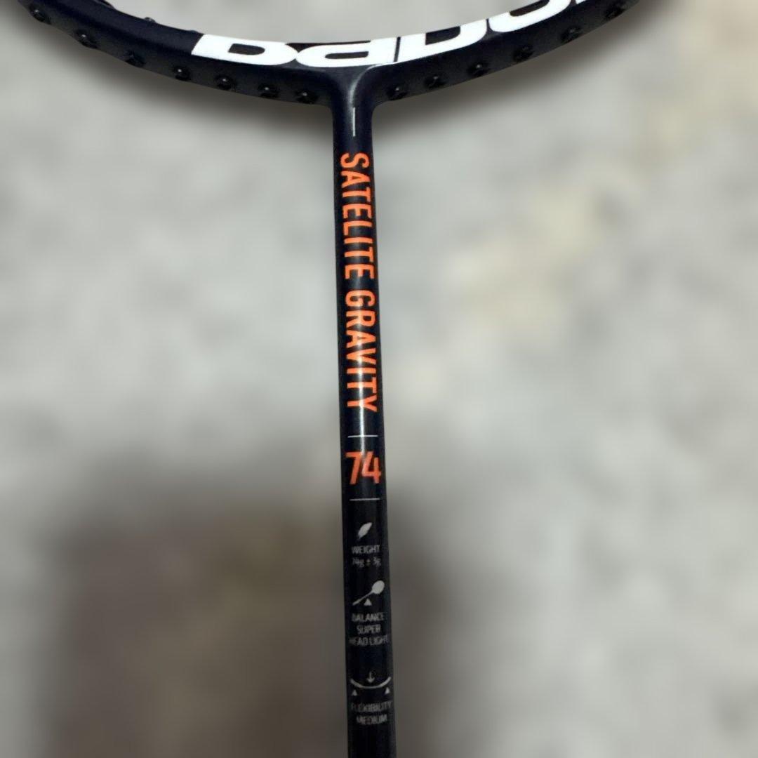 バボラSATE LITE GRAVITY 74 バドミントンラケット