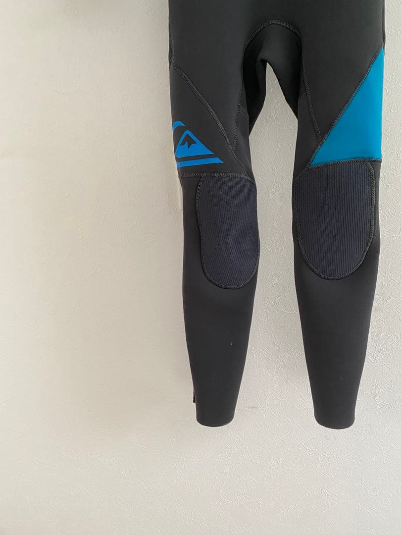 Quiksilver フルスーツ 130cm キッズ　ジュニア　ウェットスーツ