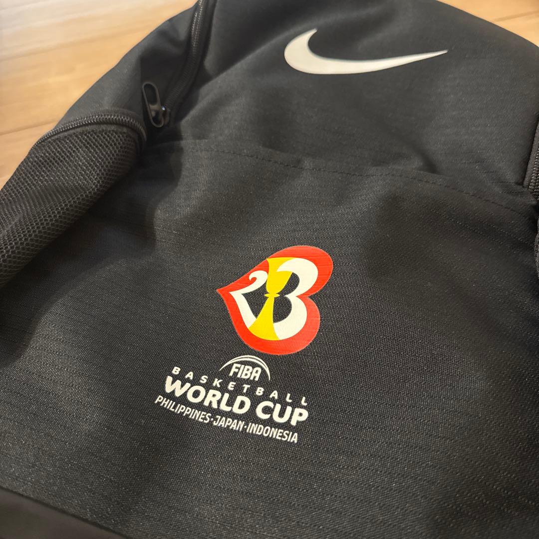 美品　Nike バックパック ブラック FIBA W杯