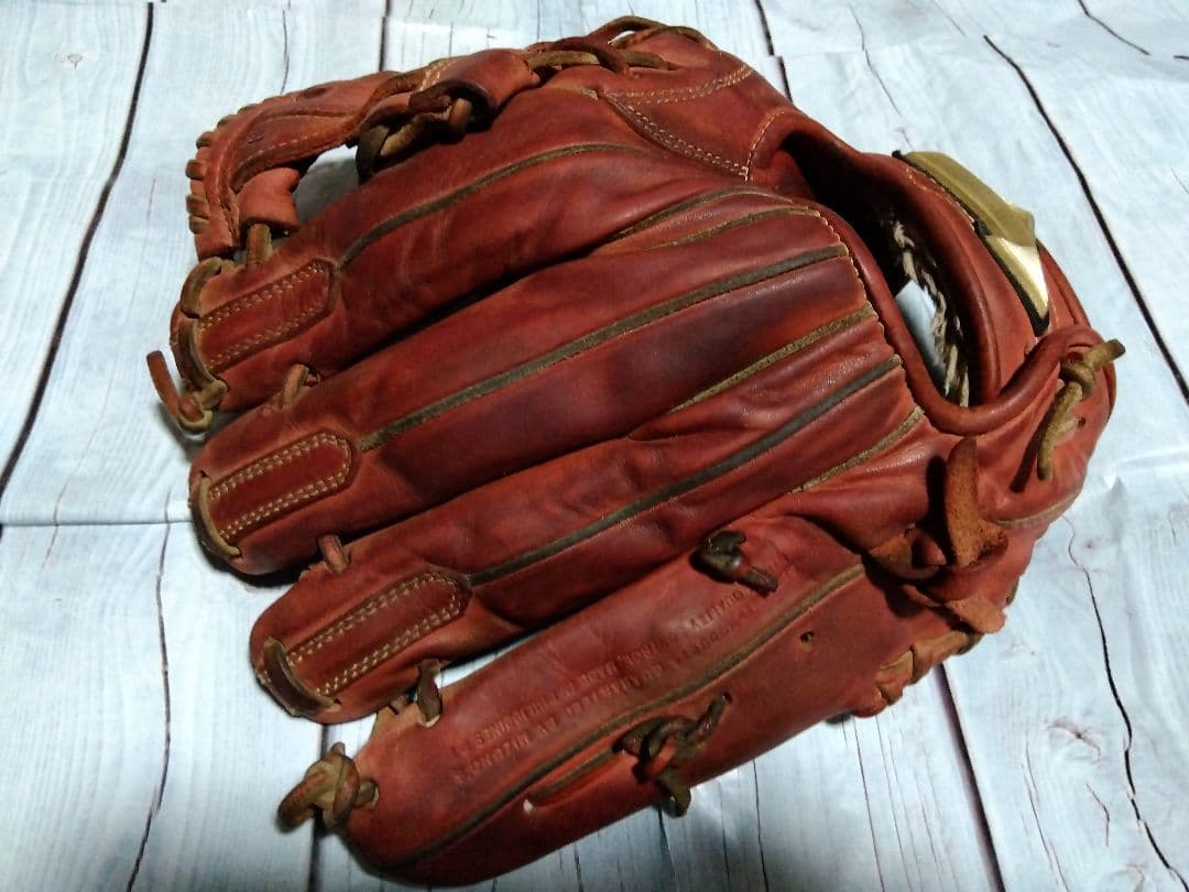 ミズノ　グローバルエリート　軟式内野手用グラブ　グローブ　レッド