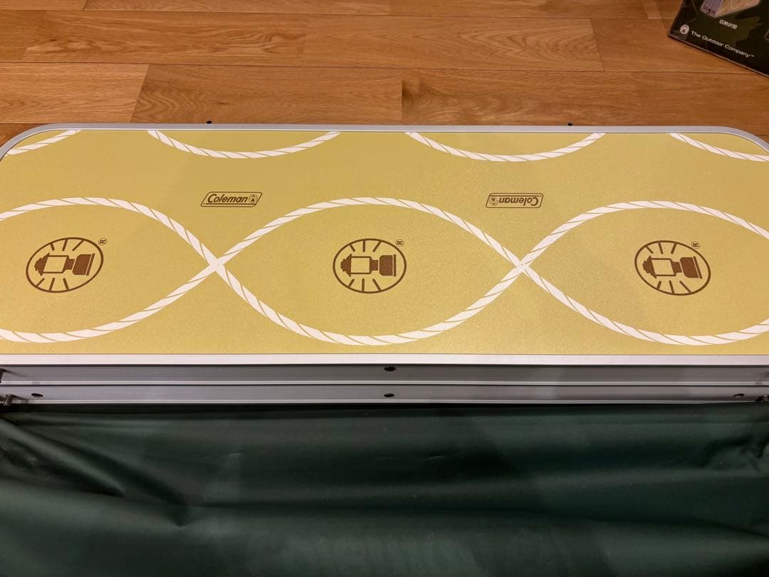 Coleman コンパクトキッチンテーブル