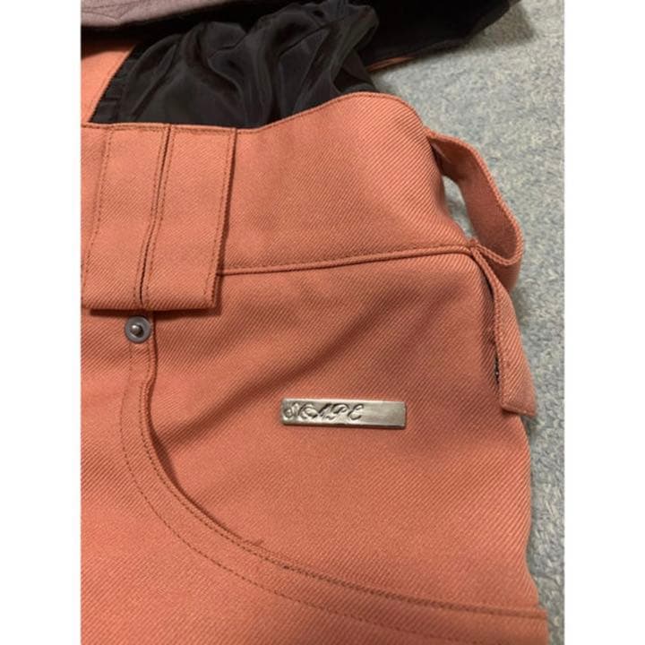 ★美品★SCAPE（エスケープ） スノーボードパンツ