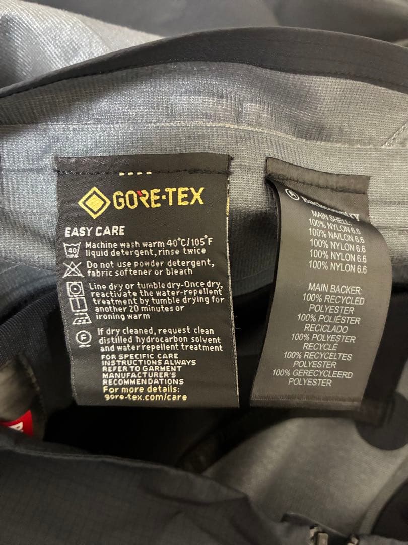 日本未発売　バックカントリー　GORE-TEX ゴアテックス　ビブパンツ　メンズ
