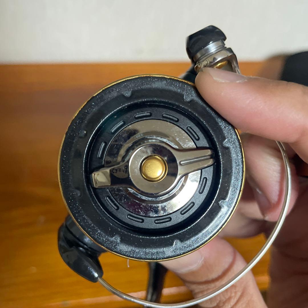 BB-X DESPINA 2500DHG スピニングリール