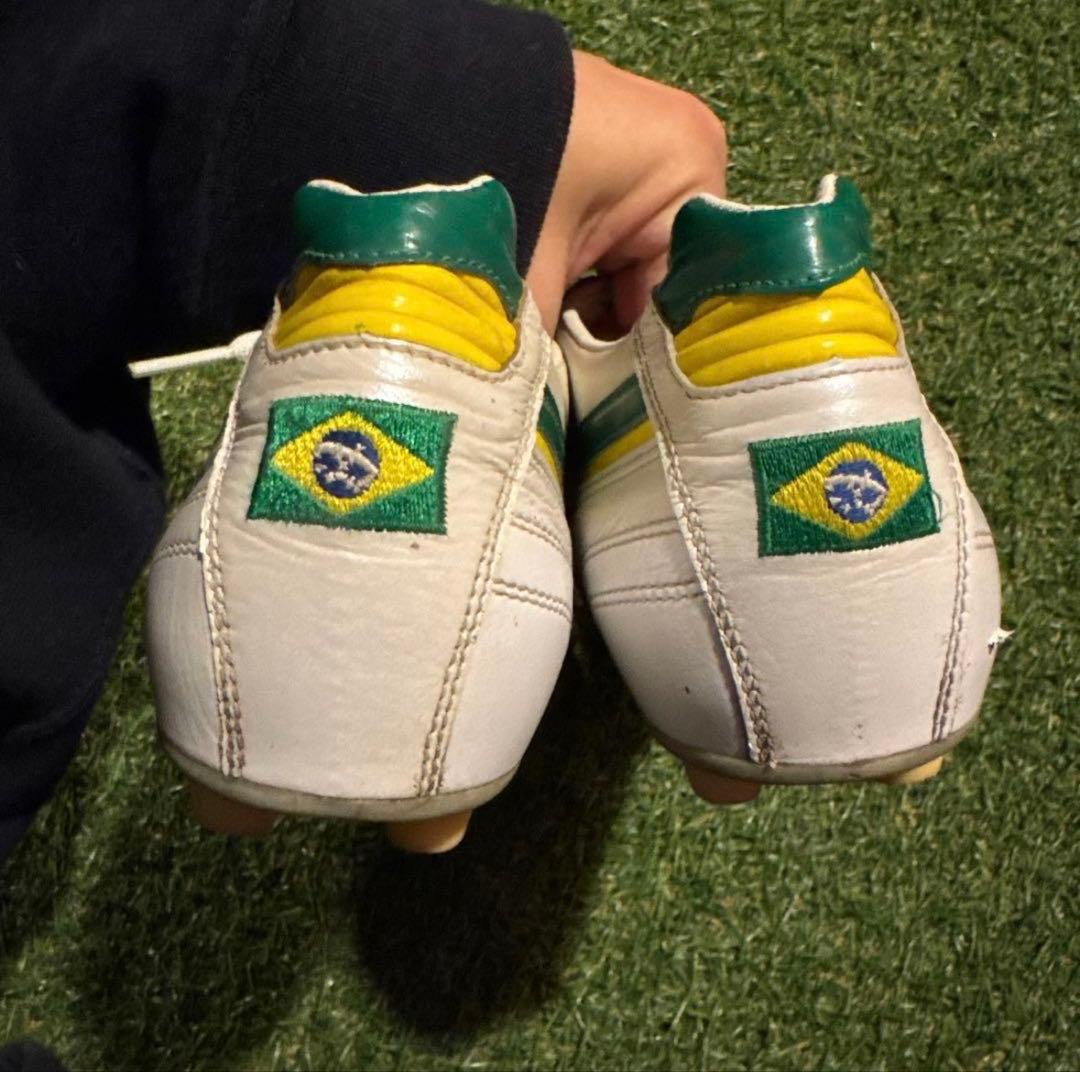 Mizuno Morelia サッカーシューズ　ブラジル