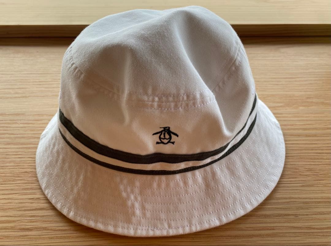 Penguin by Golfickers BUCKET HAT ホワイト