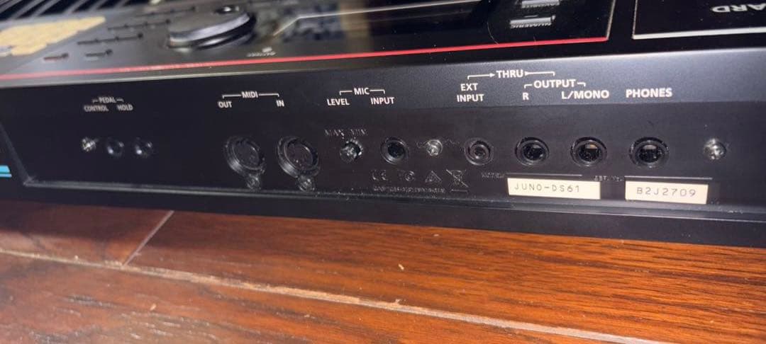 鍵盤楽器 Roland JUNO-DS61