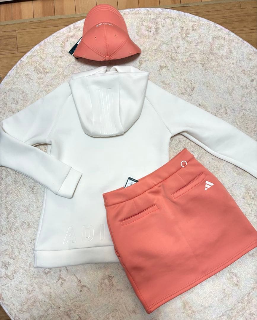 即日発送★3点セット 新品 アディダス ダンボールニット セットアップ＋キャップ