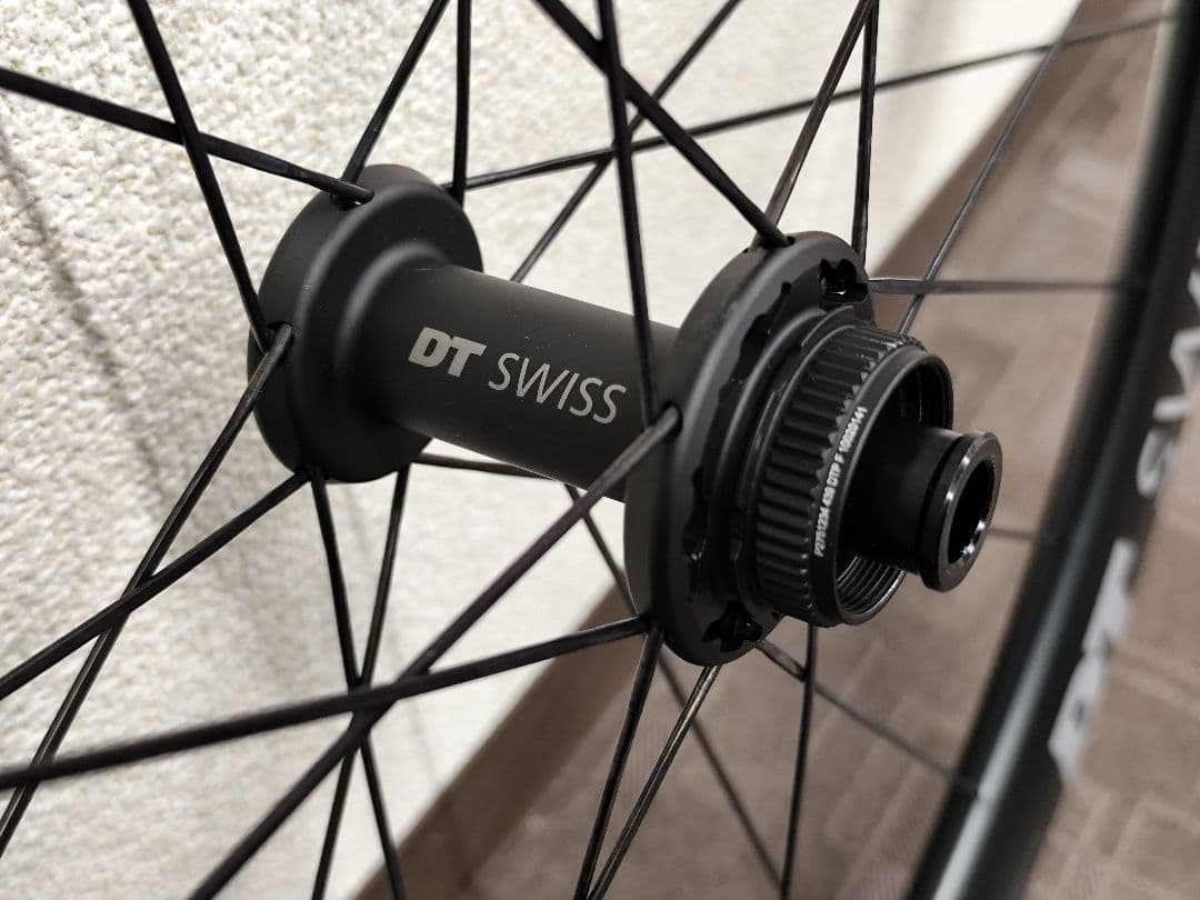 DT SWISS ARC1600 F50/R62 700c カーボンホイール