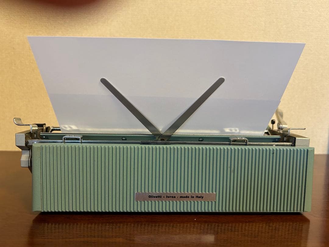 Olivetti Lettera 32 mintgreen 手動タイプライター