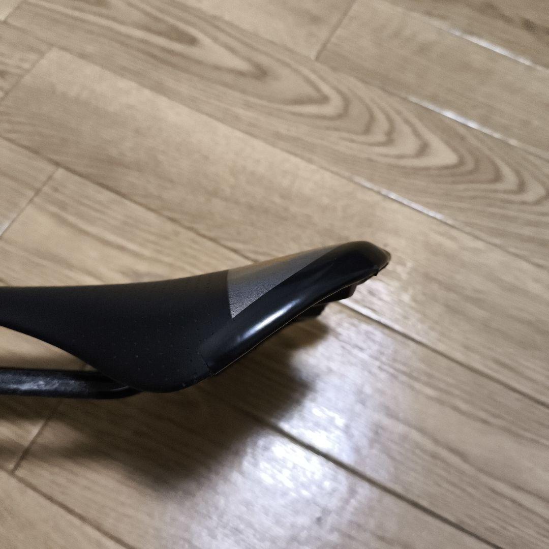 スペシャライズS-WORKS ROMIN EVO サガンLTD カーボンサドル