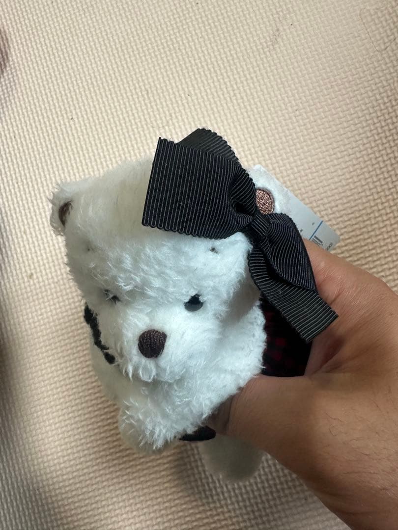 familiar bibiy ハートを抱えたホワイトクマのぬいぐるみ