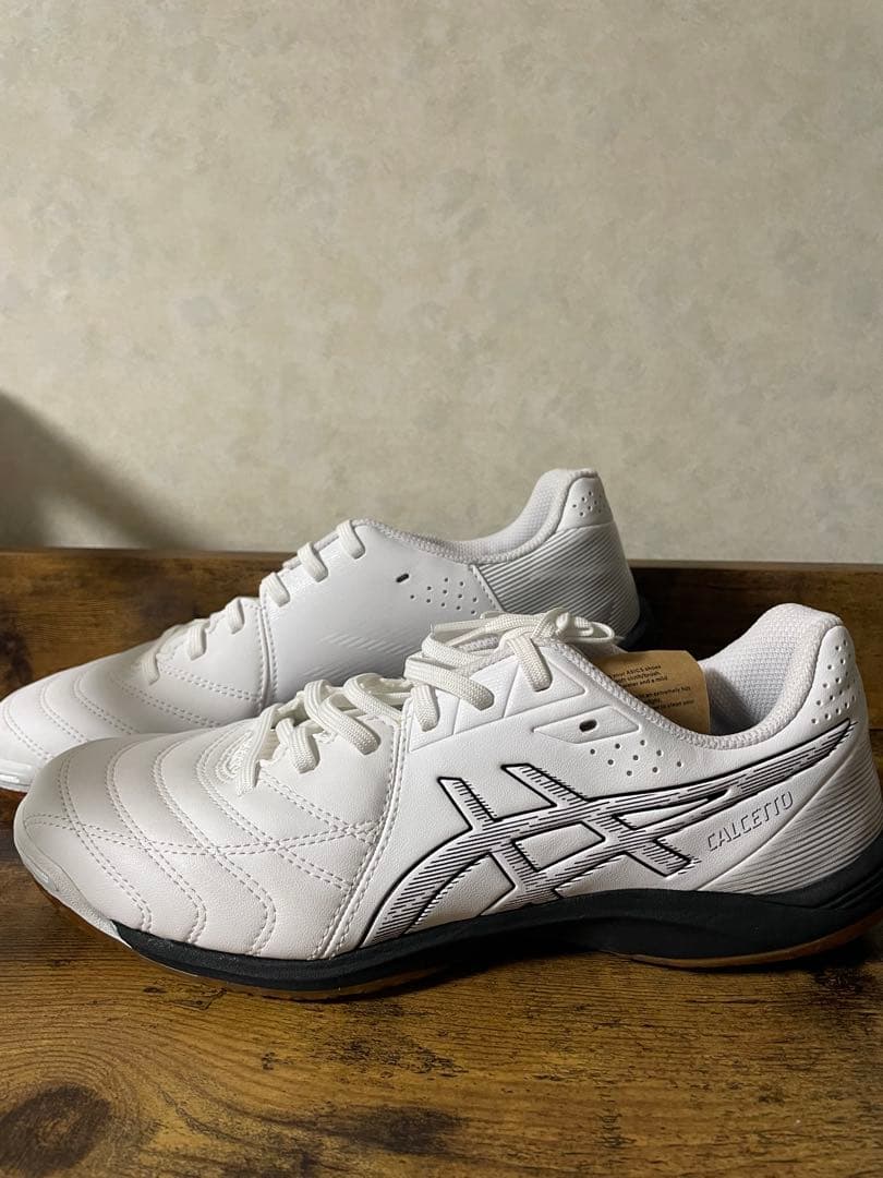【新品・未使用】asics CALCETTO WD 9 屋内用　ワイド　白