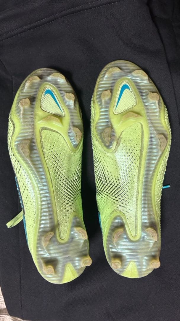 NIKEサッカースパイクファントムGT FG