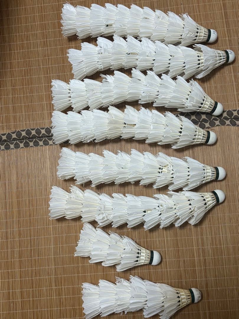 バドミントン　シャトル　美品