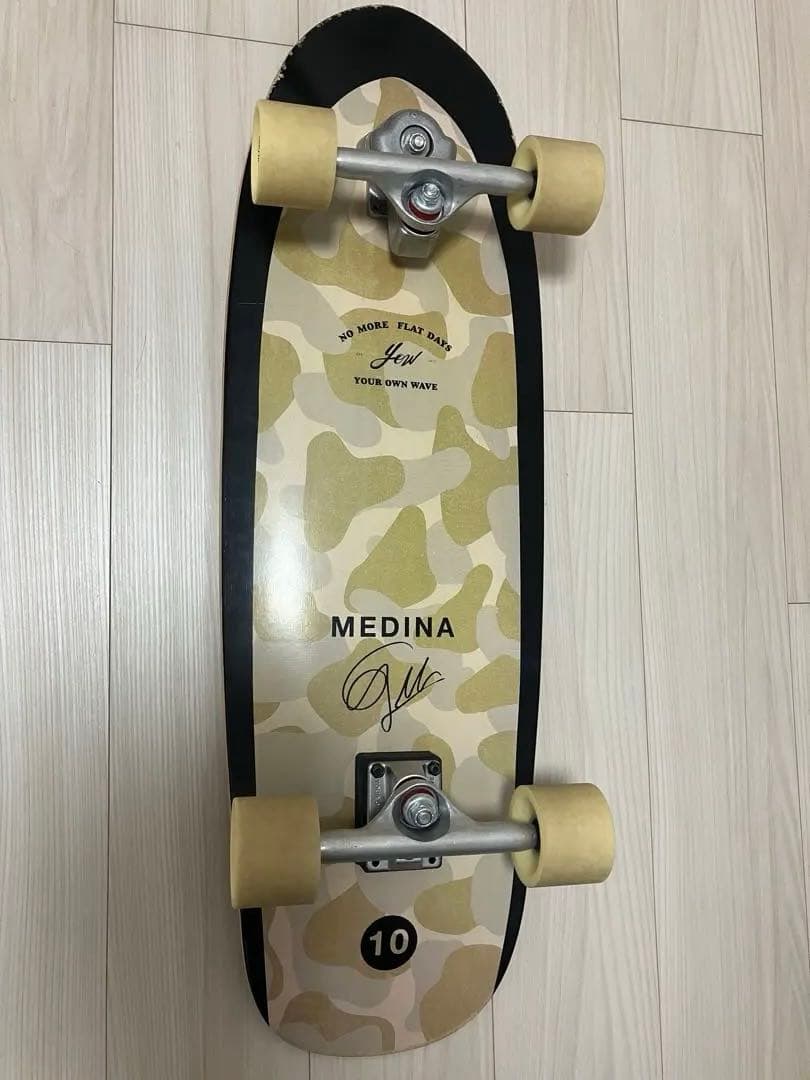 YOW SURF Medina 33.5インチ ヤウ メディーナ サーフスケート
