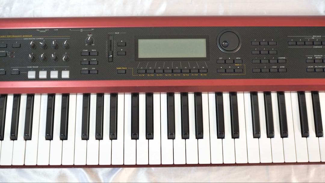 KORG KARMA シンセサイザー ハードケース付