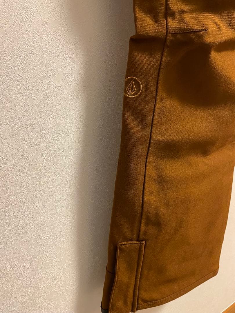 VOLCOM フレア スノーボードパンツ ブラウン