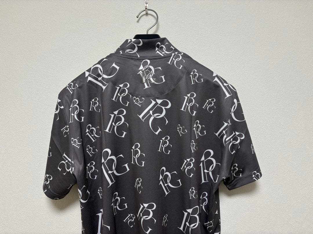 新品1PIU1UGUALE3 GOLF24SSランダムロゴモックネックTシャツ灰
