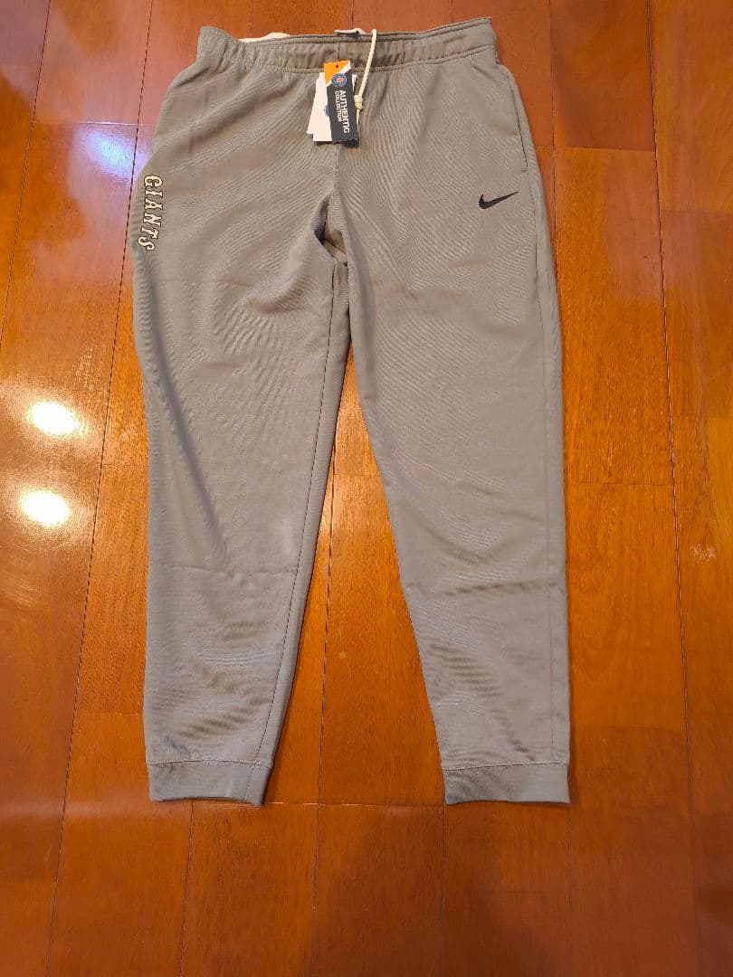 Nike ジャイアンツプレーヤートラブルパンツ グレー ストライプ　メンズ