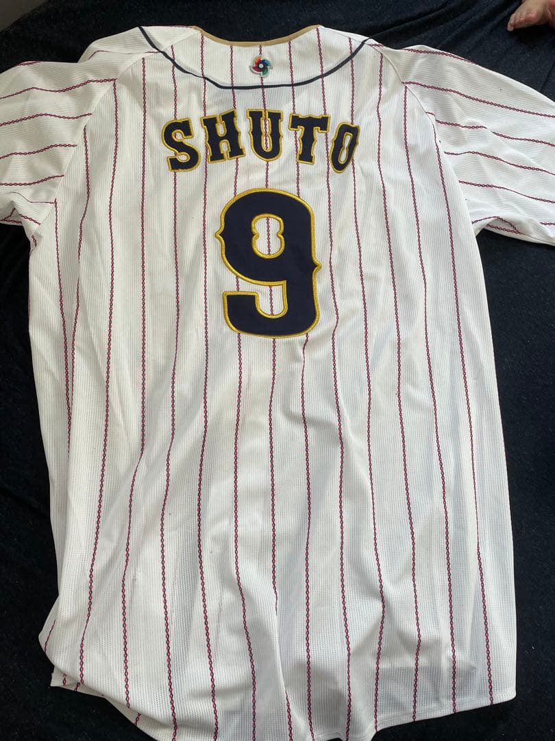 侍ジャパン ユニフォーム 周東選手