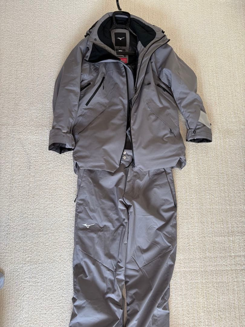 25-26 MIZUNOスキーウェアセット　グレー美品