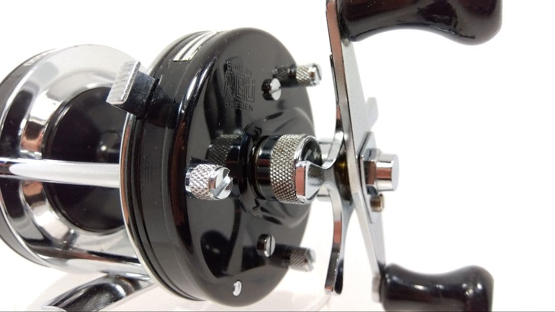 毎日値下早いもん勝ち！AbuStriper アブアンバサダーストライパー5500