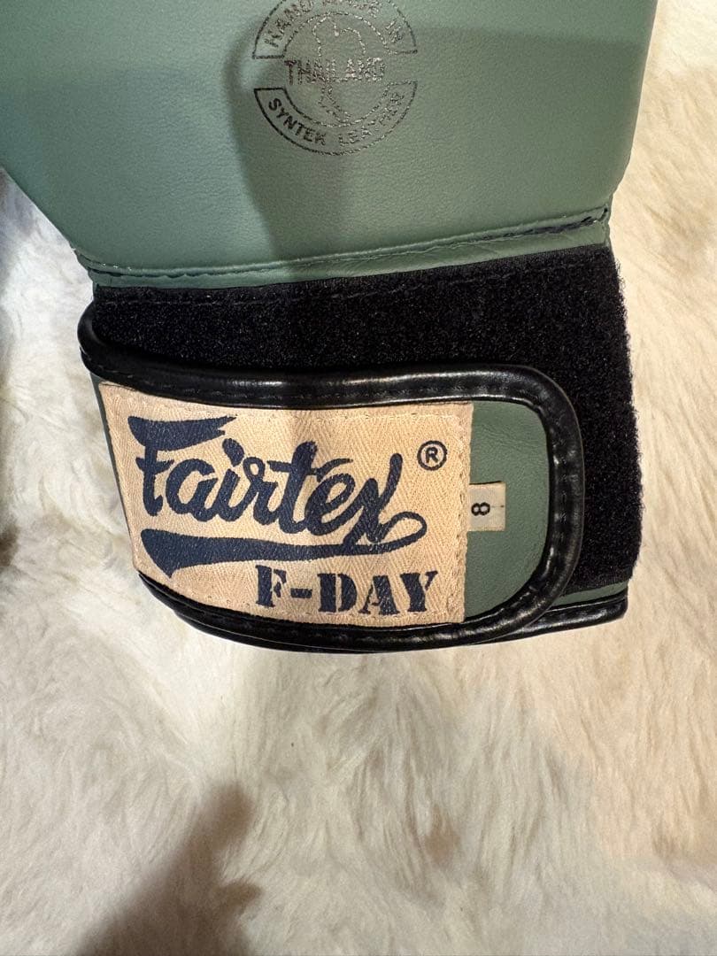 Fairtex F-DAY ボクシンググローブ 8oz グリーン フェアテックス