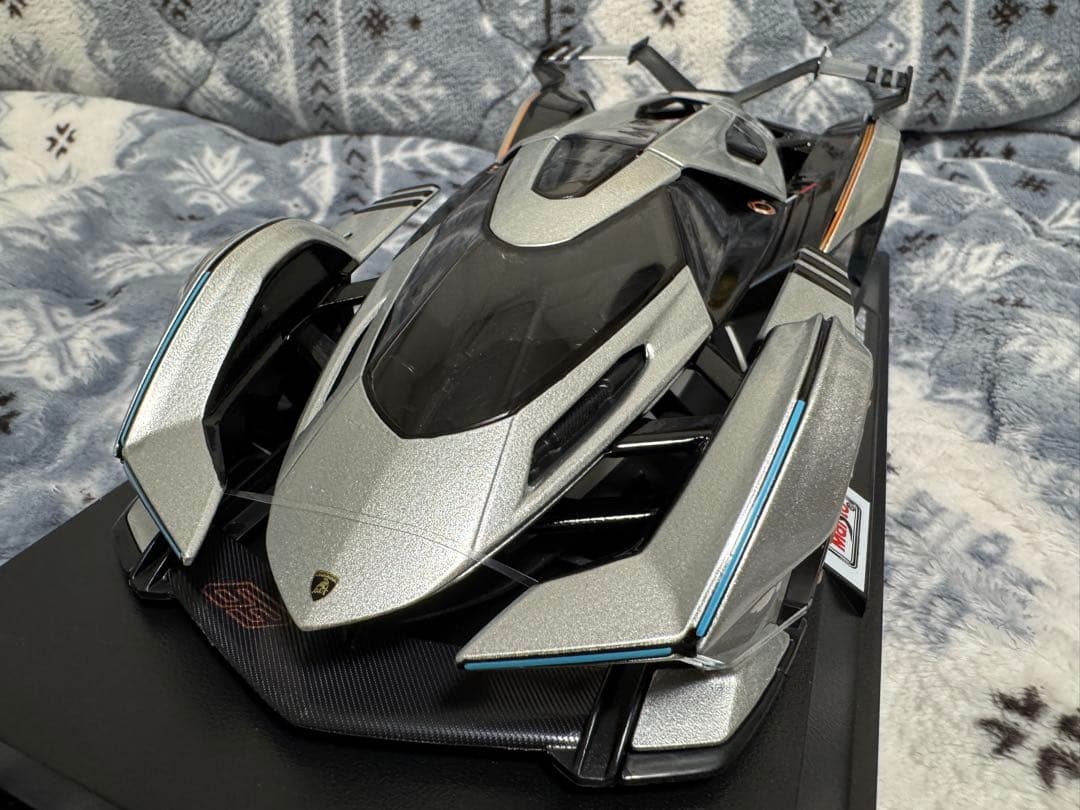 【匿名配送】ランボルギーニ ランボ V12 Vision グランツーリスモ