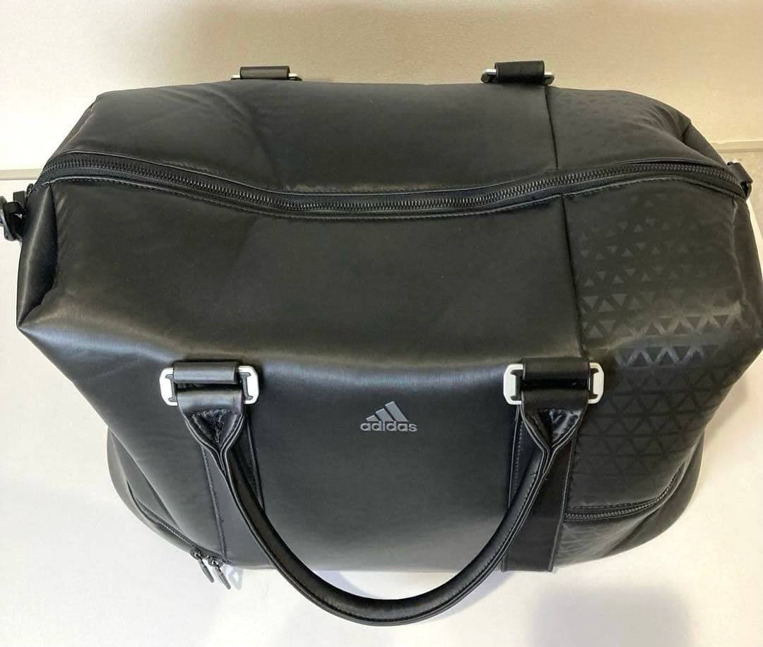 極美品　adidas アディダス ツアープロ　ボストンバッグ 大容量 ブラック
