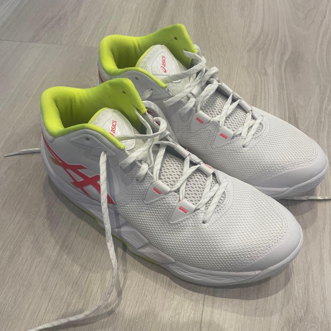 asics アンプレアルス2バスケットボールシューズ ホワイト/イエロー