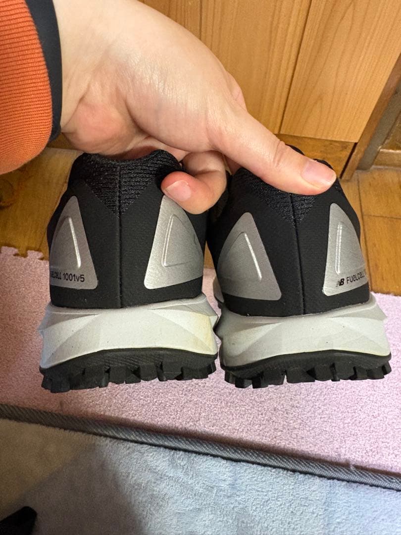 1回着用 New Balance ゴルフシューズFuelCell 1001v5