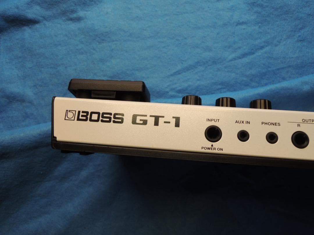 ♪新品同様♪GT-1-WH★新品バック、元箱・説明書、大容量おまけ電源付き