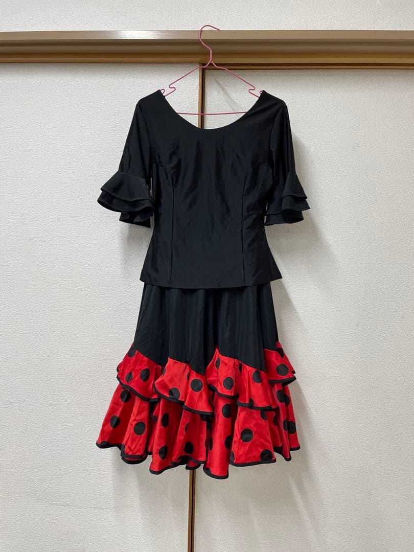 フラメンコ衣装 Mサイズ 黒×赤ドット 豪華フリル セット 舞台衣装　美品