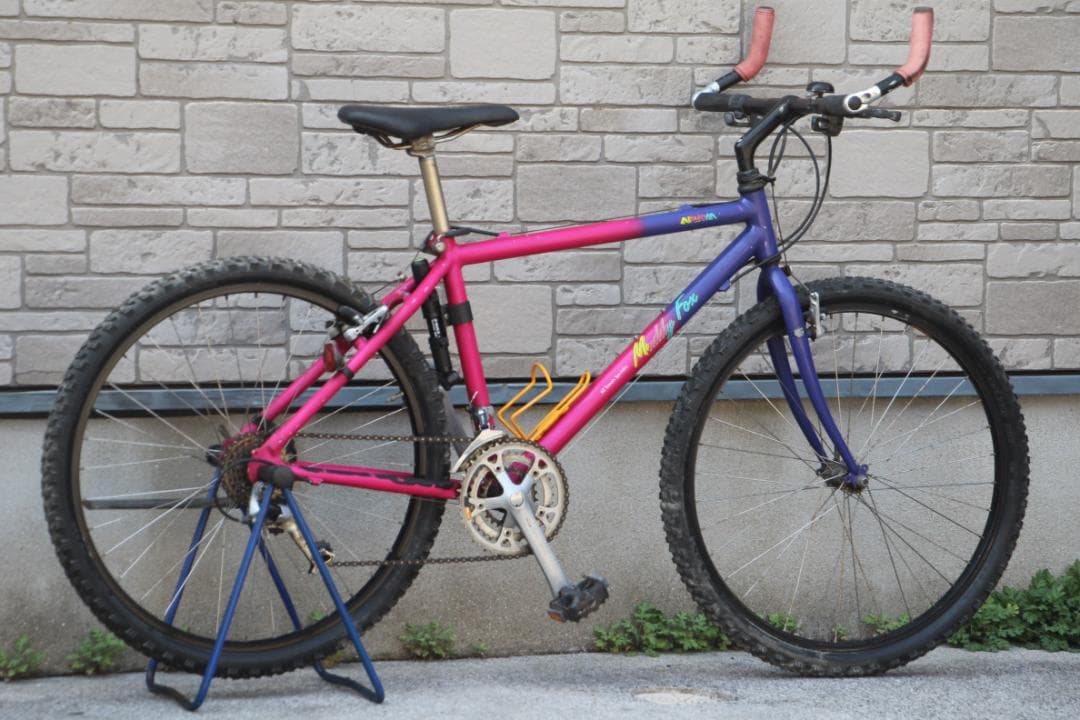 引き取り限定♪人気のマディフォックス♪アラヤ♪ビンテージMTB♪MuddyFox
