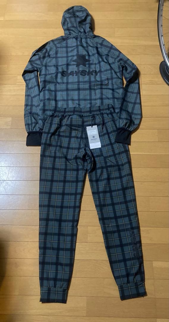 未使用　saysky ランニングジャケット　パンツ　S セットアップ　パーカー